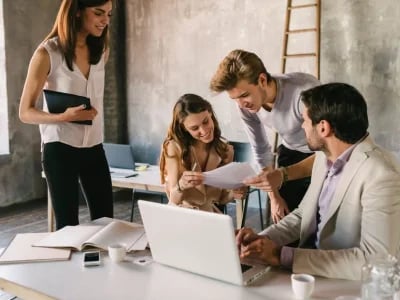Fachkräfte gesucht – Jetzt unsere Stellenangebote bei E+Service+Check entdecken
