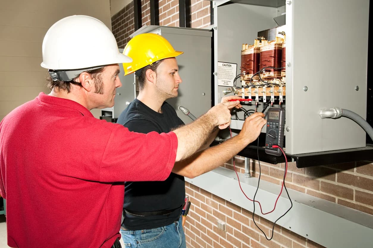 Die Auswirkungen von Stromausfällen auf die Prüfung ortsfester elektrischer Anlagen