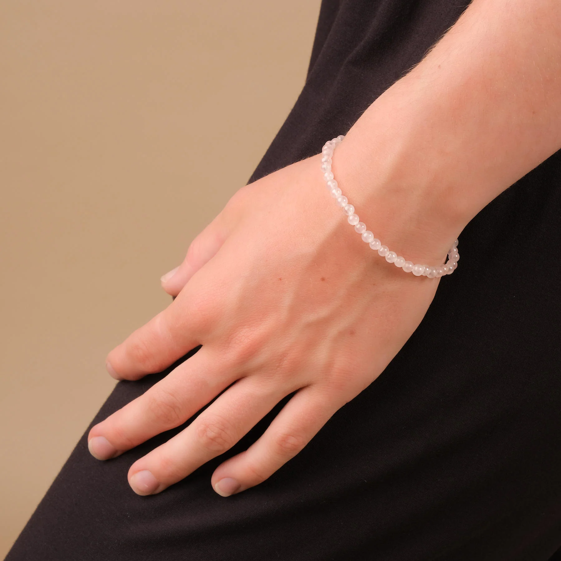 Rosenquarz Armband als Geschenk der Liebe – CrystalScents Kollektion