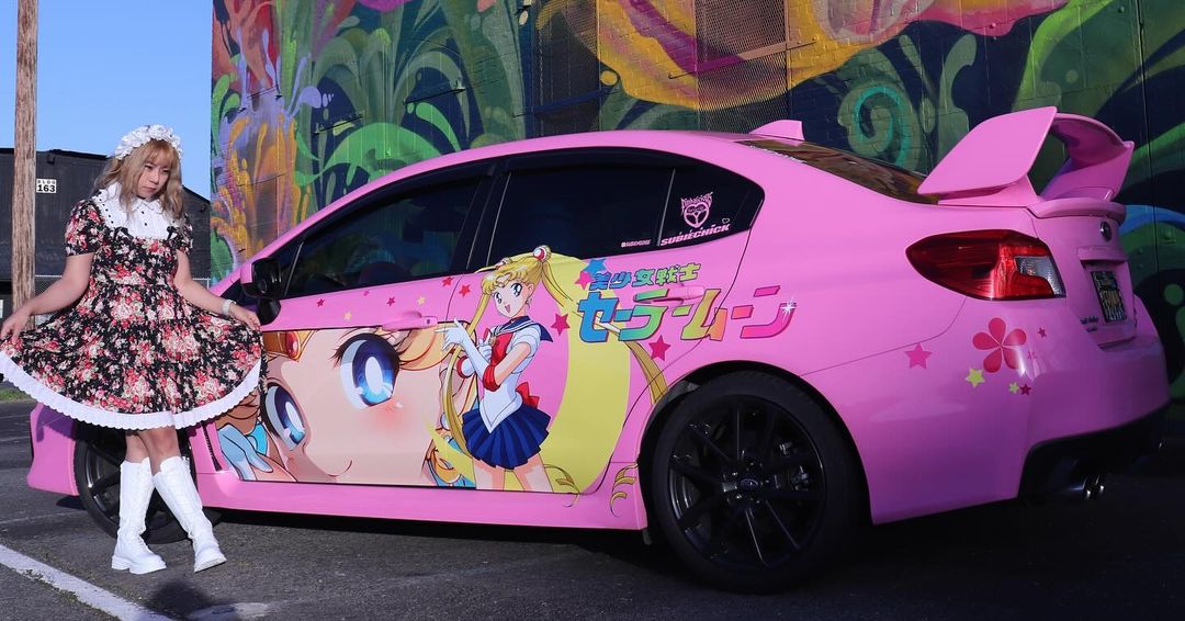 Anime Car Vinyl Wrap: Der neue Trend für Dodge Challenger und mehr!